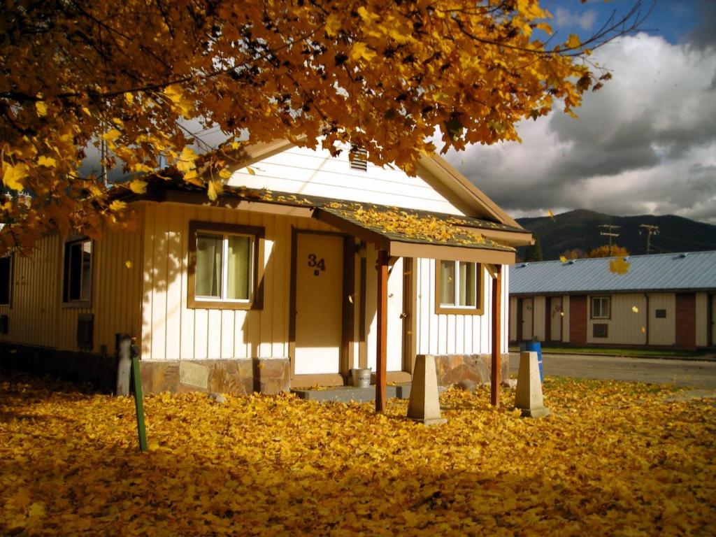 Falls Motel Thompson Falls Esterno foto