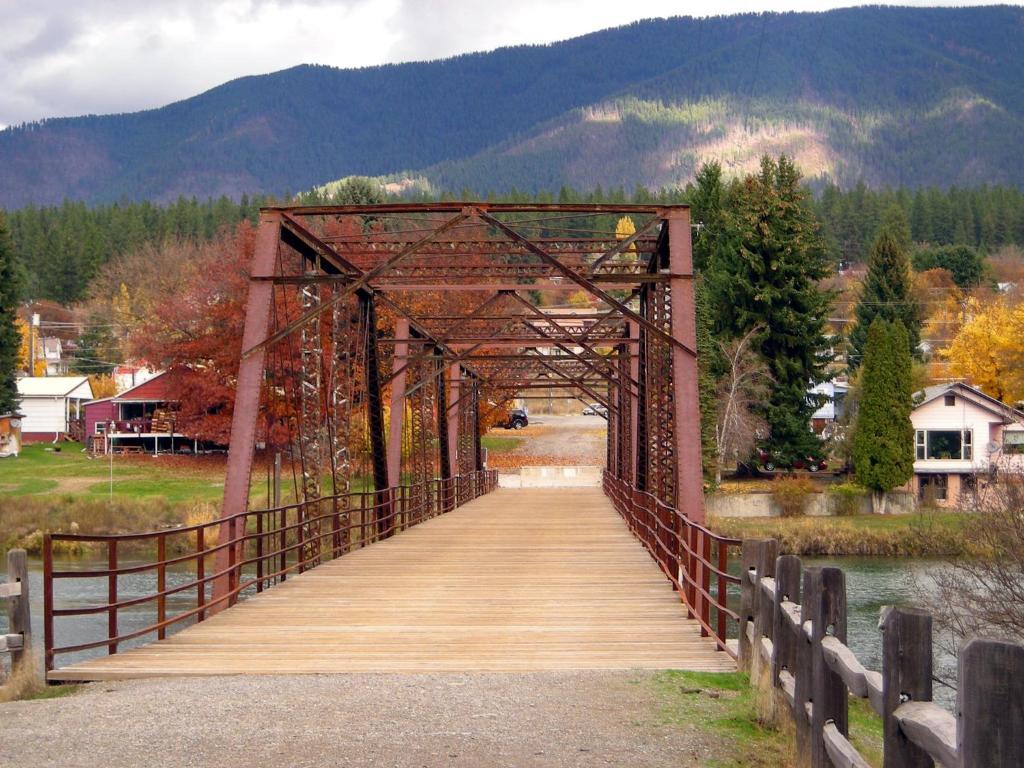 Falls Motel Thompson Falls Esterno foto